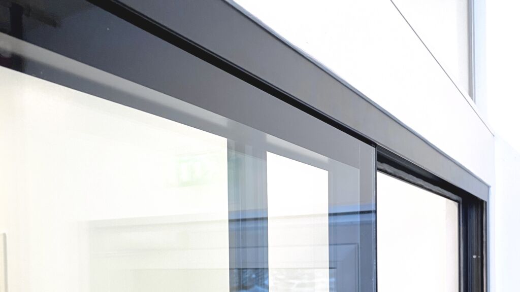 FP-Products Sound-isolating glass sliding door , top edge of the door